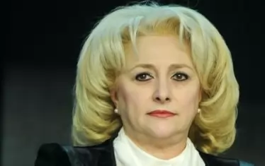 Виорика Дънчила: "Искам Социалдемократическата партия да стане партия на баланса и отсега нататък правосъдната система не е в дневния ред на правителството. Ще се фокусираме върху области като здравеопазване, образование и инфраструктура".