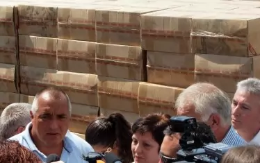 Не минава година и пост, на който е Борисов, без неутрализиране на цигарената контрабанда. А нея все я има.