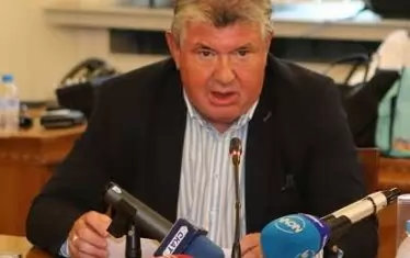  Петър Илиев