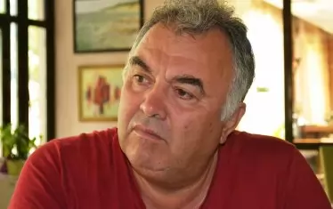 Атанас Карагеоргиев гледа с болка бъдещето.