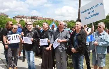 В разгара на европредседателството музикантите от БНР изнесоха проблемите си пред високите гости от ЕС. 