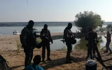 При спецакцията на дунавския остров са задържани 8 души, а двама се укриват.