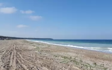  Все още има и такива плажове - безплатни, но те са по-скоро анклави, които се броят само на пръстите на едната ръка.