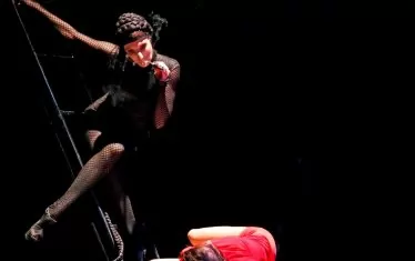 Теодора Стефанова е в ролята на Смъртта.