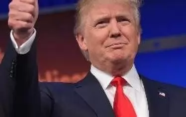 Доналд Тръмп в Туитър:
“Мълър бе попитан дали или не на разследването е пречено по някакъв начин и той каза "не". С други думи, не е имало възпрепятстване @KatiePavlich @FoxNews"