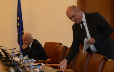 Бойко Борисов описа отиващия си министър в пълна изолация в министерството и в правителството.