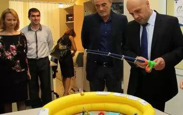 Най-напреходното нещо на тоя свят е партийната обвързаност и народната любов. Политическата съдба на Кирил Йорданов го потвърди.