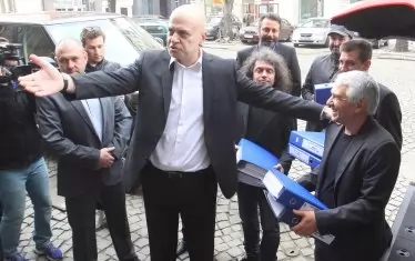 Слави Трифонов призова феновете си да очакват тръгването на 7/8 TV.