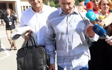 Шефът на фирмата "ТАД Груп" Иван Тодоров стои в ареста вече 6 месеца, въпреки че доброволно се прибра от Канада, след като му повдигнаха обвинение.