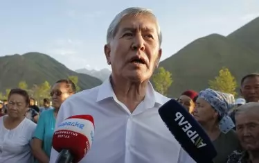 Алмазбек Атамбаев