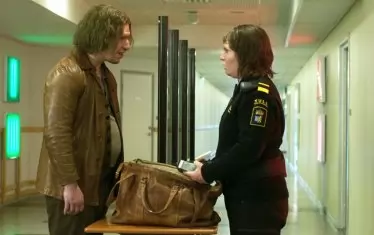 "Граница" е шведски романтичен фентъзи трилър, не толкова сладникав като "Формата на водата". 