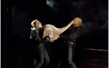 Театър 199 гостува на Международния куклено-театрален фестивал за възрастни "Пиеро" в Стара Загора с "Нос".