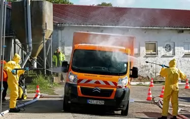  Вирусът на африканската чума по свинете е изключително устойчив и са необходими много добри хигиенни мерки като част от мерките за борбата със заразата. 