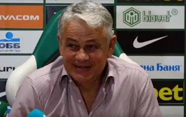 Стойчо Стоев за последно води "Лудогорец" през 2019 г., а сега трябва да спасява положението в "Локомотив 1929" (Сф).