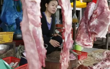  Цената на свинското месо драстично скочи на азиатските пазари и се очаква тази тенденция да продължи.     