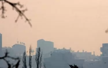  В някои дни с мъгла и замърсяване на въздуха София прилича на Мордор от света на Толкин. 