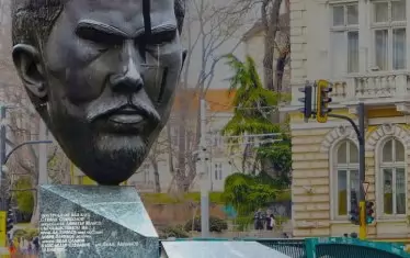 Бай ви Стамболов най-добре знае какво е да те цепи главата!