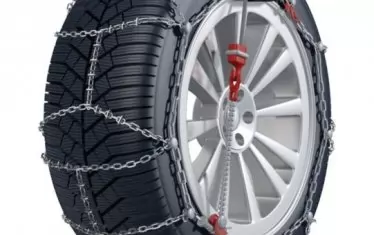 Вериги за сняг или киша. Една частна фирма е обещала за Св. Валентин да направи вече не прости вериги, а силиконова дантела от остри сърчица, символ на любовта на Бойко към народа - и обратно. Той е обещал дотогава безспирно да репетира френската фраза "Жо вуз ем". Репетирайте и вие. Съединението е силата.
