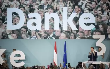  Много анализатори останаха изненадани, че голям брой австрийци отново заложиха на лидера на консерваторите. 