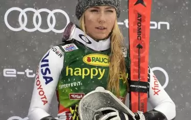 Американката Микаела Шифрин ще се бори за четвърта поредна световна купа при жените.