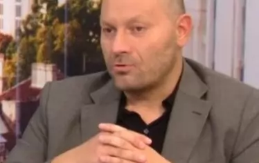 Инвеститорът Симеон Даскалов е бил обвиняем за уронване престижа на Влади Калинов покрай многото сигнали, които подава, но е оправдан от съда.