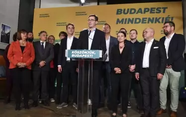 Единният кандидат на опозицията Гергели Карашони спечели кметската битка за Будапеща.