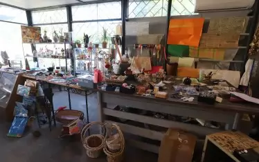  Хората у нас все още възприемат благотворителността като начин да се отървеш от ненужните стари вещи, казва Аделина Банакиева.