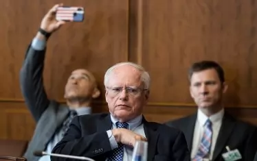 Посланик Джеймс Джефри, специален пратеник на САЩ за глобалната коалиция срещу ИД, преди дни обяви, че САЩ са обяснили на Турция, че едностранна военна операция няма да реши нито един проблем.
