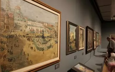 Изложбата "Думи, образи, места. 140 години от обявяването на София за столица" в Софийската градска художествена галерия, на която бяха озложени и 10 3D картини за незрящи.