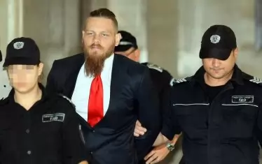 В затвора Полфрийман създаде движение за защита правата на осъдените.