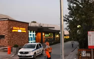 Патрулки следят автомобил да не прехвръкне из Морската градина - такова е положението сега преди изборите.