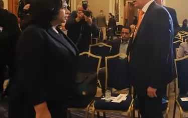 Енергийният министър Теменужка Петкова отново говори за либерализацията в бъдеще неопределено време.