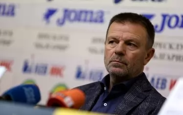  Стойчо Младенов