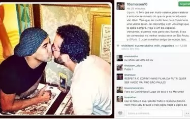 Снимката на Емерсон, която му коства мястото в "Коринтианс".