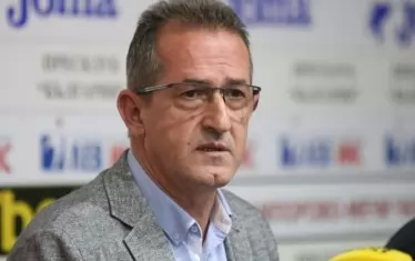 Илия Динков