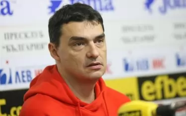 Владимир Николов