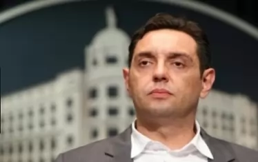 Сърбия продължава: Знаете ли колко българско оръжие е в терористи?
