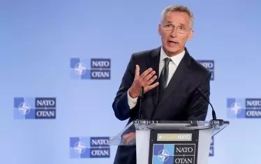 Шефът на НАТО бил готов за лична среща с Путин