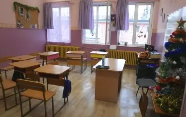 Учителите в София получиха по още 10 дни платен отпуск 