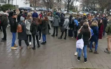 Бусманци иска незабавно изграждане на канализация