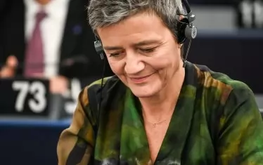 В новата ЕК за цифровата среда вече отговаря датчанката Маргрете Вестагер, която е и заместник-председател на комисията. 