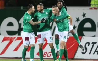 "Берое" е единственият елитен отбор в България без спонсор на фланелките. Старозагорци обаче са един от тимовете с рекламодател на гащетата.