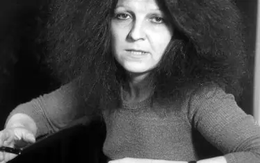 Диана Попова, изкуствовед