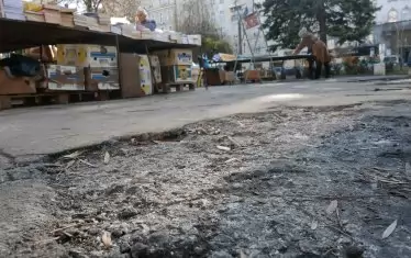  Алеите са разбити, пейките са изпочупени