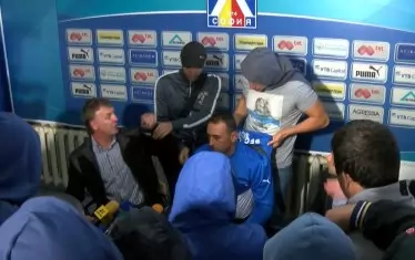 Един от най-срамните моменти в историята на "Левски" - проваленото представяне на Ивайло Петев.