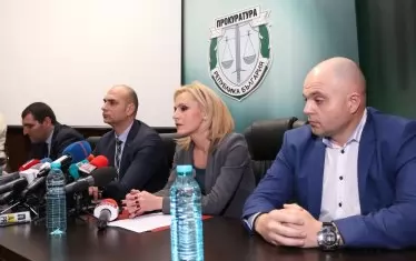 Исканията на прокуратурата биват моментално удовлетворявани