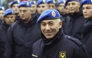 Горан Радосавлевич начело на югоконтингента в Афганистан, докато се ползваше с доверието на САЩ