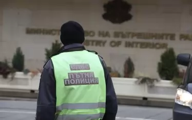 Десетки хиляди шофьори са глобени за говорене по телефона