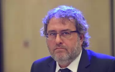 Предшествениците му обаче също не бяха цвете. Актьорът Боил Банов, известен с телефонния скандал "Ало Банов"...