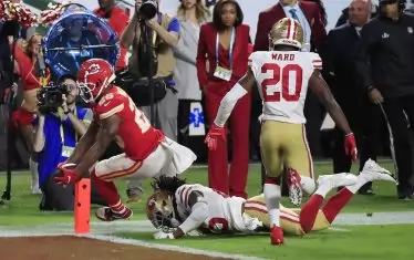 Деймиън Уилямс от "Канзас" прави тъчдаун